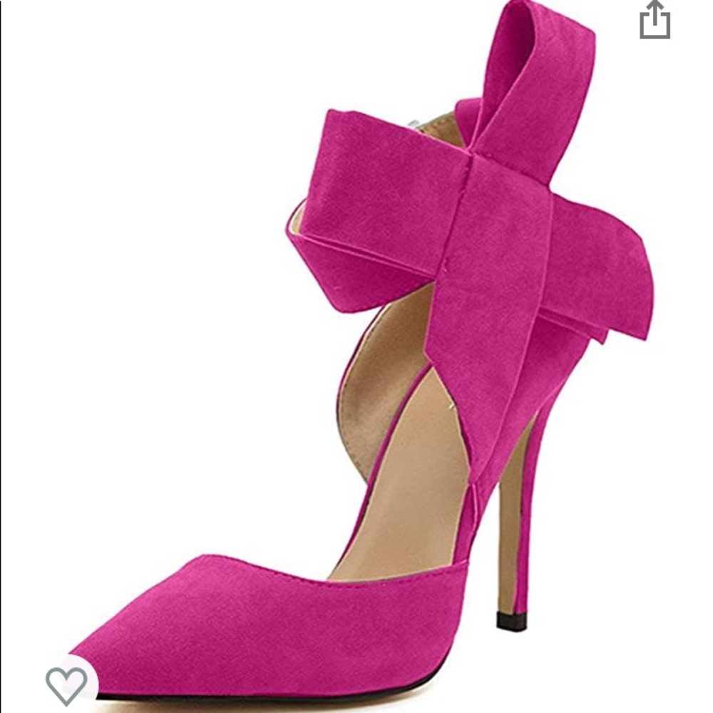 COPY - MM July bow pumps